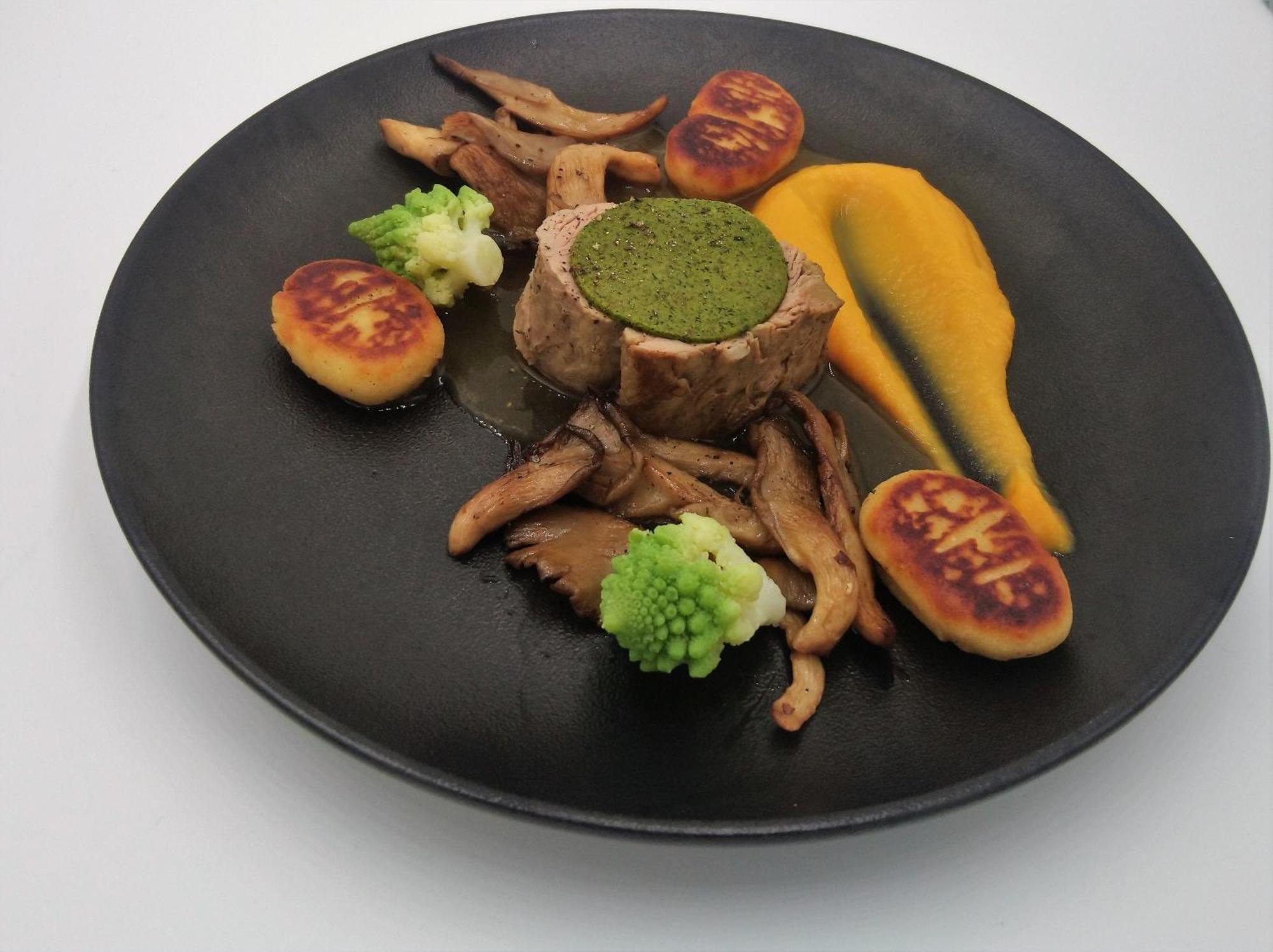 Logis Hotel Le Relais De La Poste Restaurant Le Fil Du Temps Thury-Harcourt-le-Hom Bagian luar foto