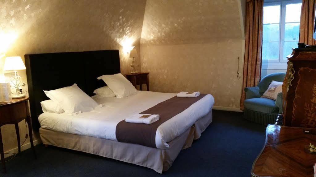 Logis Hotel Le Relais De La Poste Restaurant Le Fil Du Temps Thury-Harcourt-le-Hom Bagian luar foto